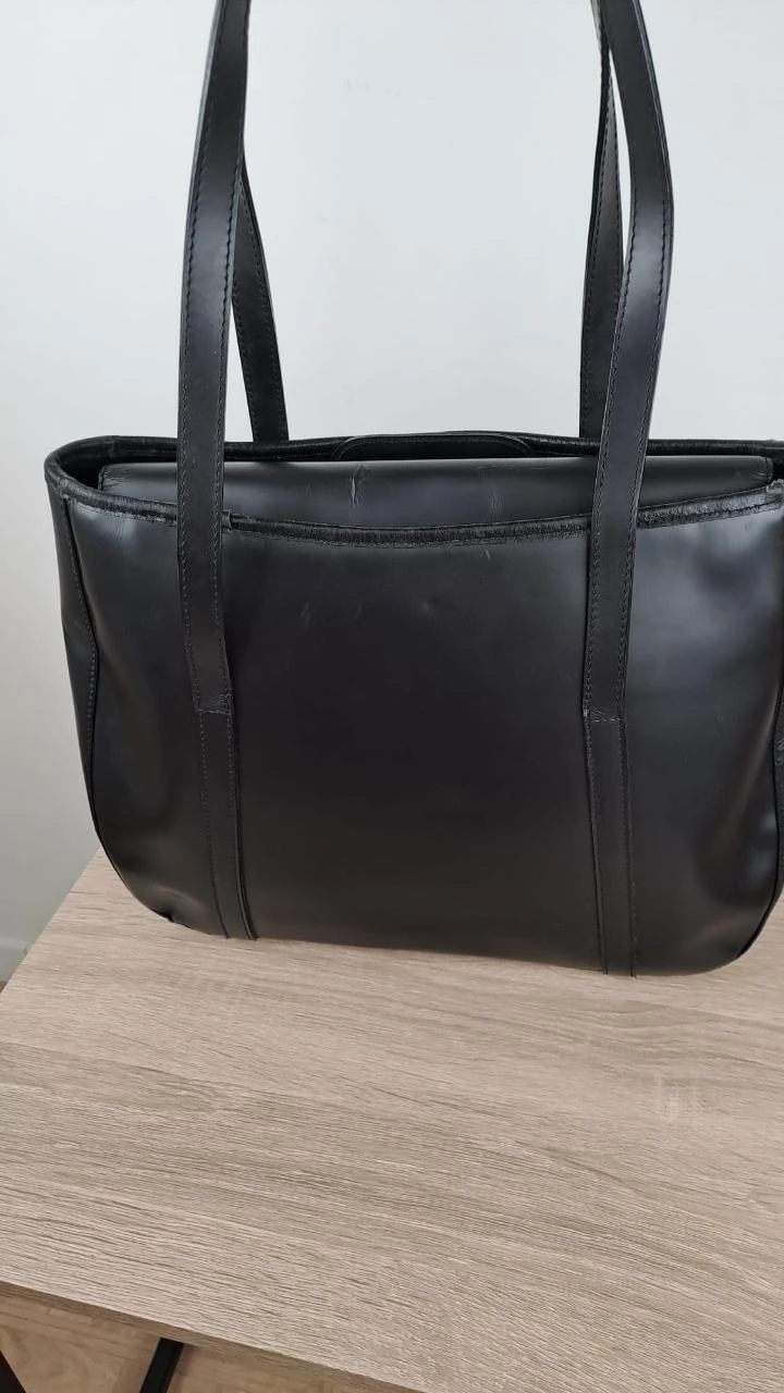 Shoulder bag with flap / Renouard Plancoët / Black / Women / Leather / 136 – photo 4